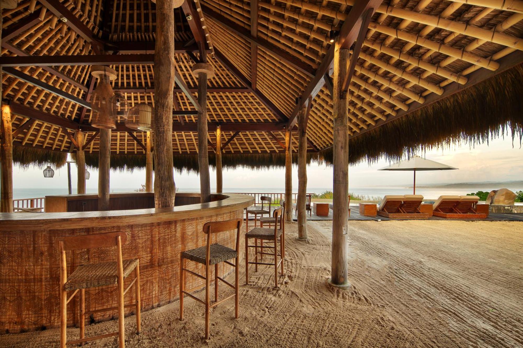 Lelewatu Resort Sumba Watukarere Экстерьер фото