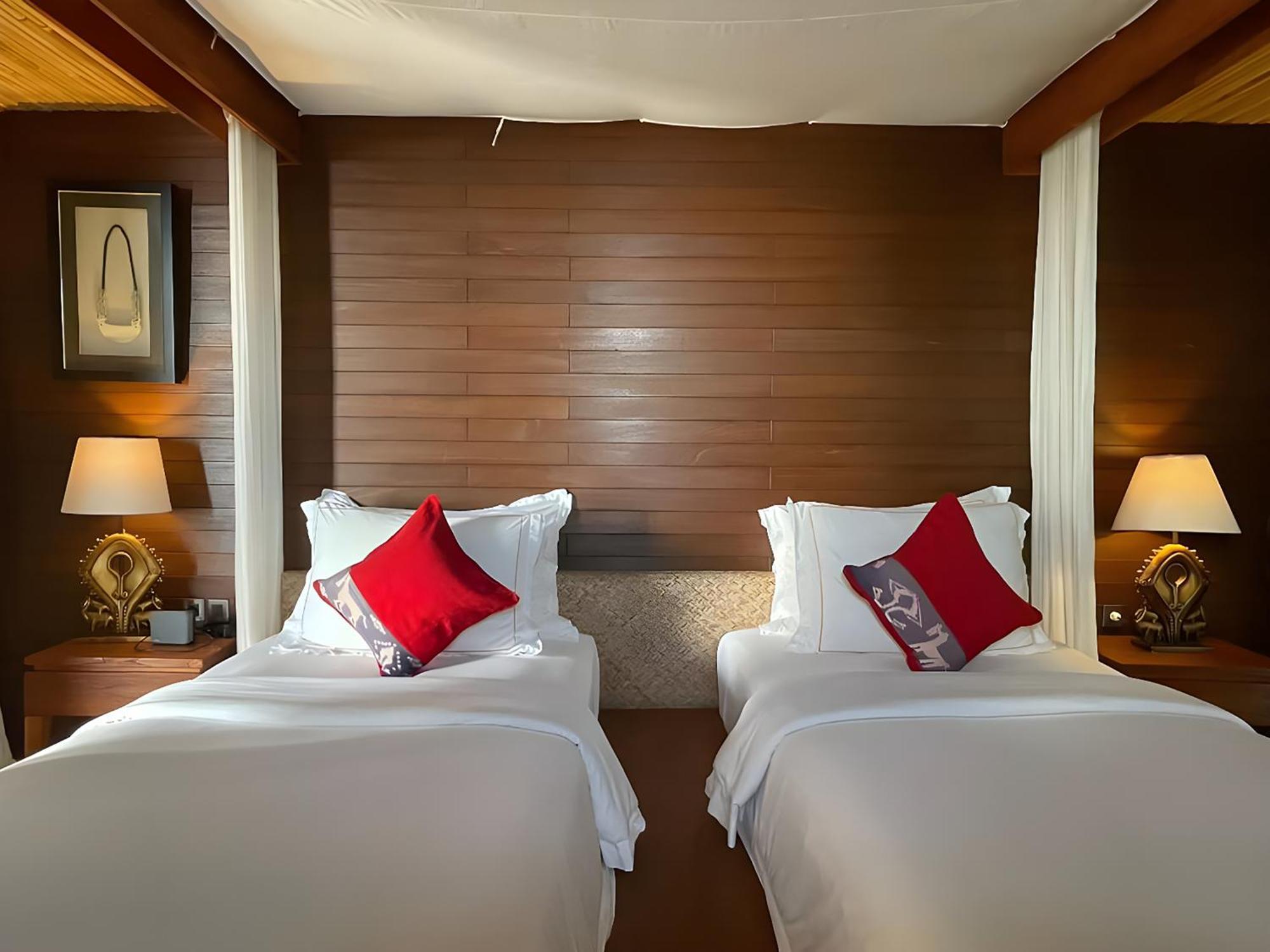 Lelewatu Resort Sumba Watukarere Экстерьер фото
